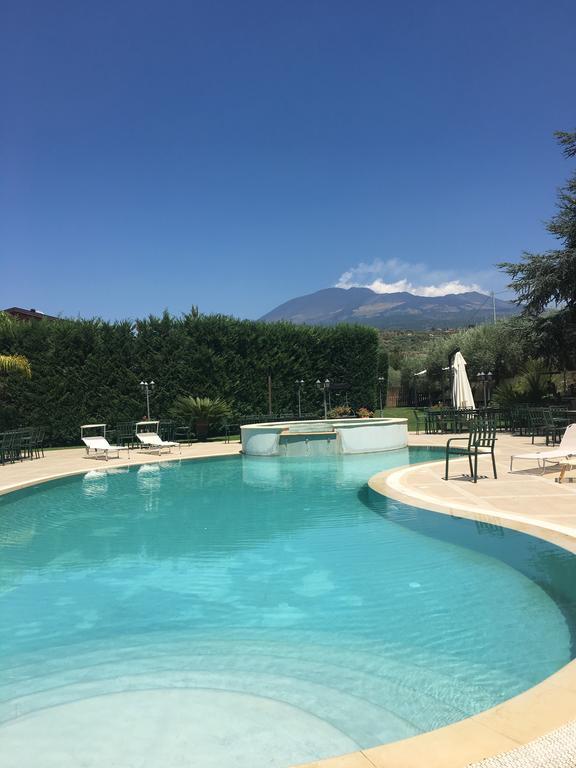 Hotel Ristorante Paradise Santa Maria di Licodia Esterno foto