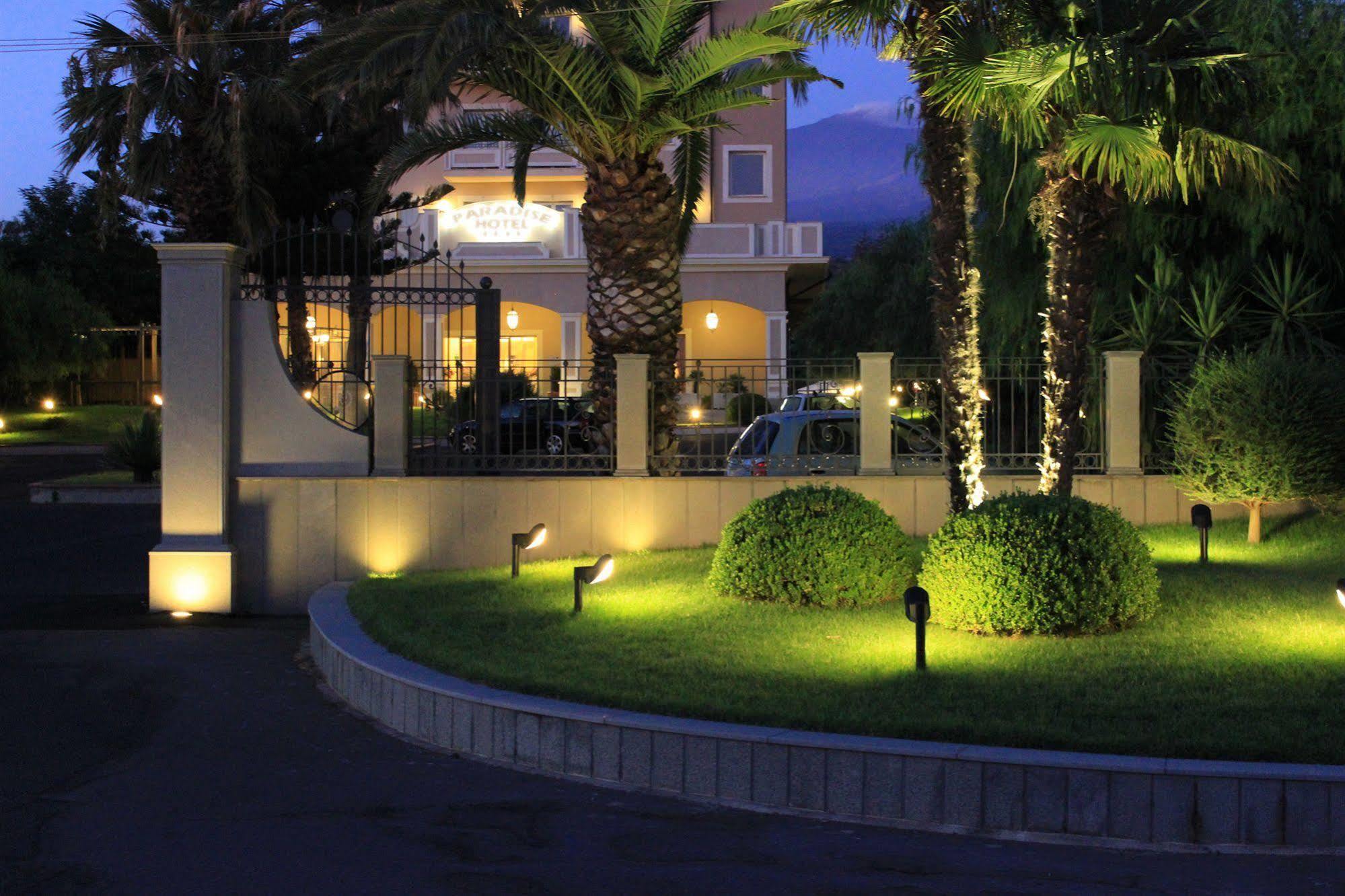 Hotel Ristorante Paradise Santa Maria di Licodia Esterno foto